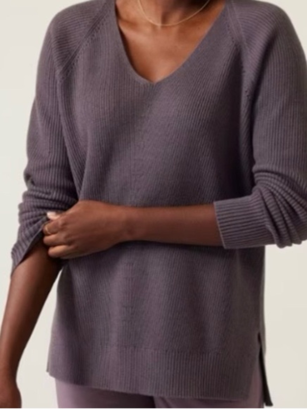 New with tags Athleta Hanover V-neck Sweater Smoky Purple Size Medium